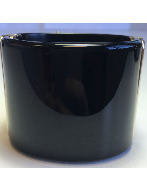 CHANEL cuff in black resin and flower in gold metal and transparent resin