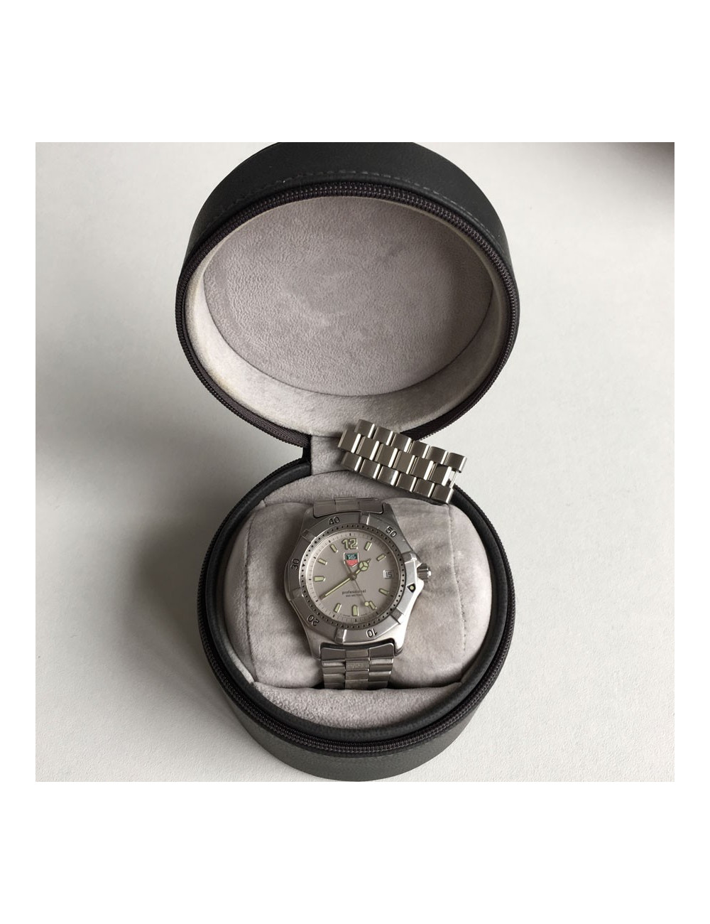 TAG HEUER Watch collection 2000 series steel