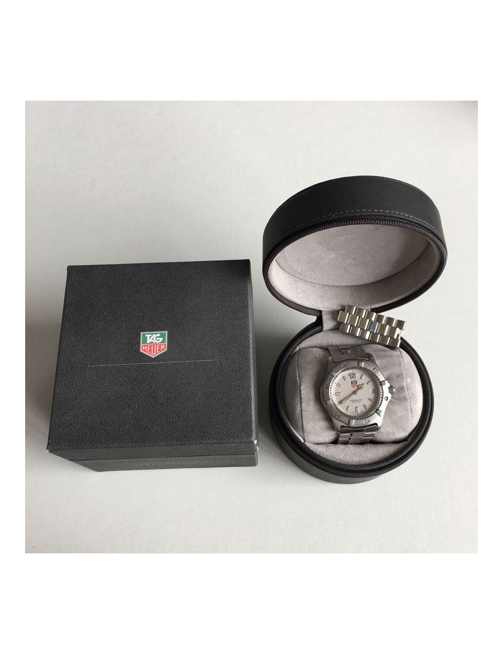 TAG HEUER Watch collection 2000 series steel