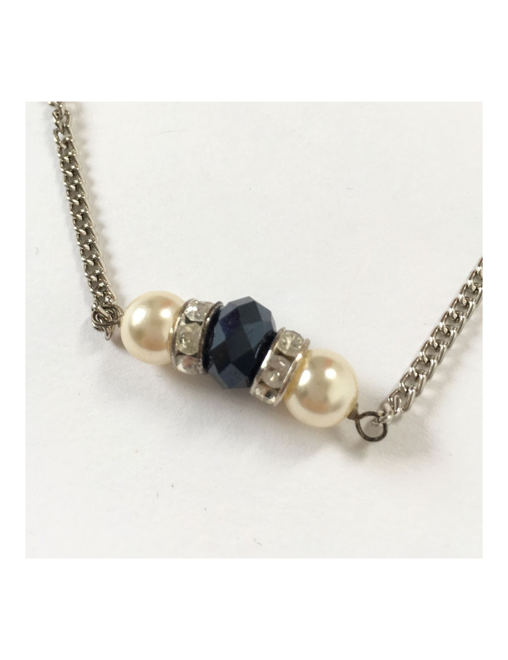 MARGUERITE de VALOIS silver chain, pearly beads, rhinestones and black stones long necklace