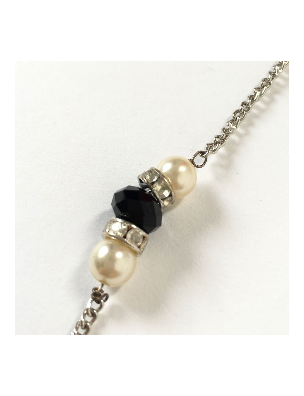 MARGUERITE de VALOIS silver chain, pearly beads, rhinestones and black stones long necklace
