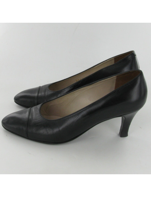 Mythiques escarpins CHANEL
