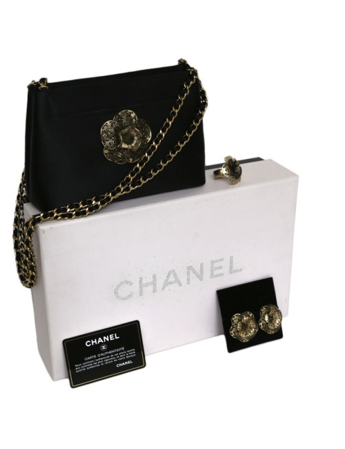 CHANEL Set evening bag in black satin with earrings and ring