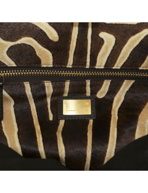 FENDI Peekaboo bag in raspberry leather