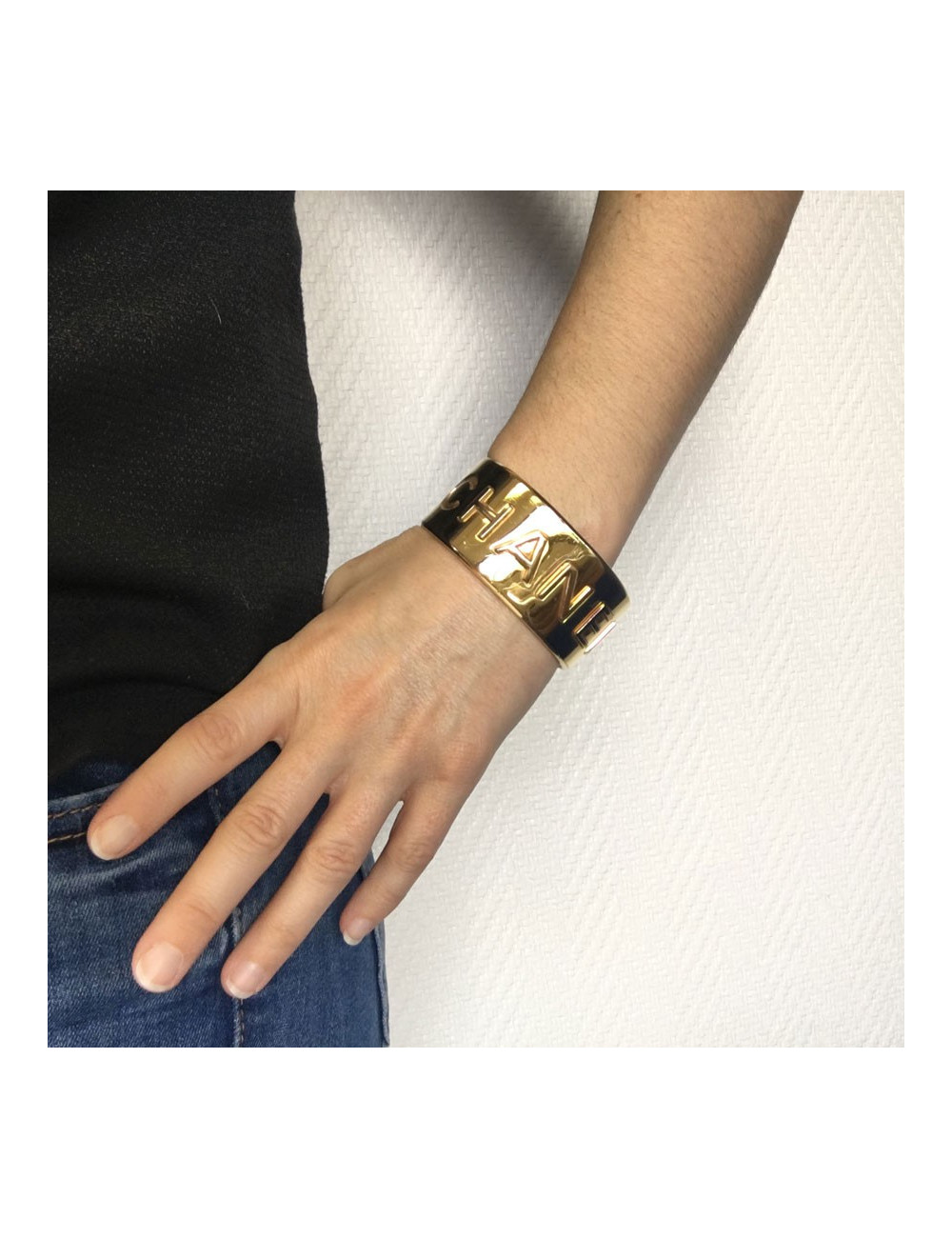 CHANEL gold Vintage cufflinks