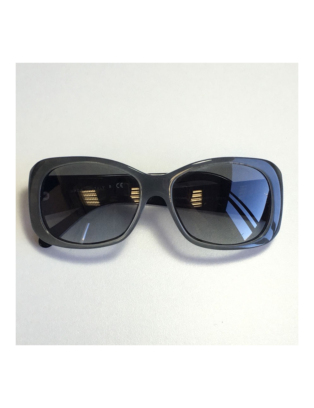 CHANEL sunglasses grey and black plastic