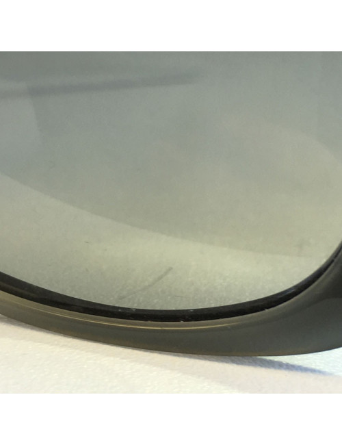 xxx Lunettes de soleil CHANEL en plastique gris et noir