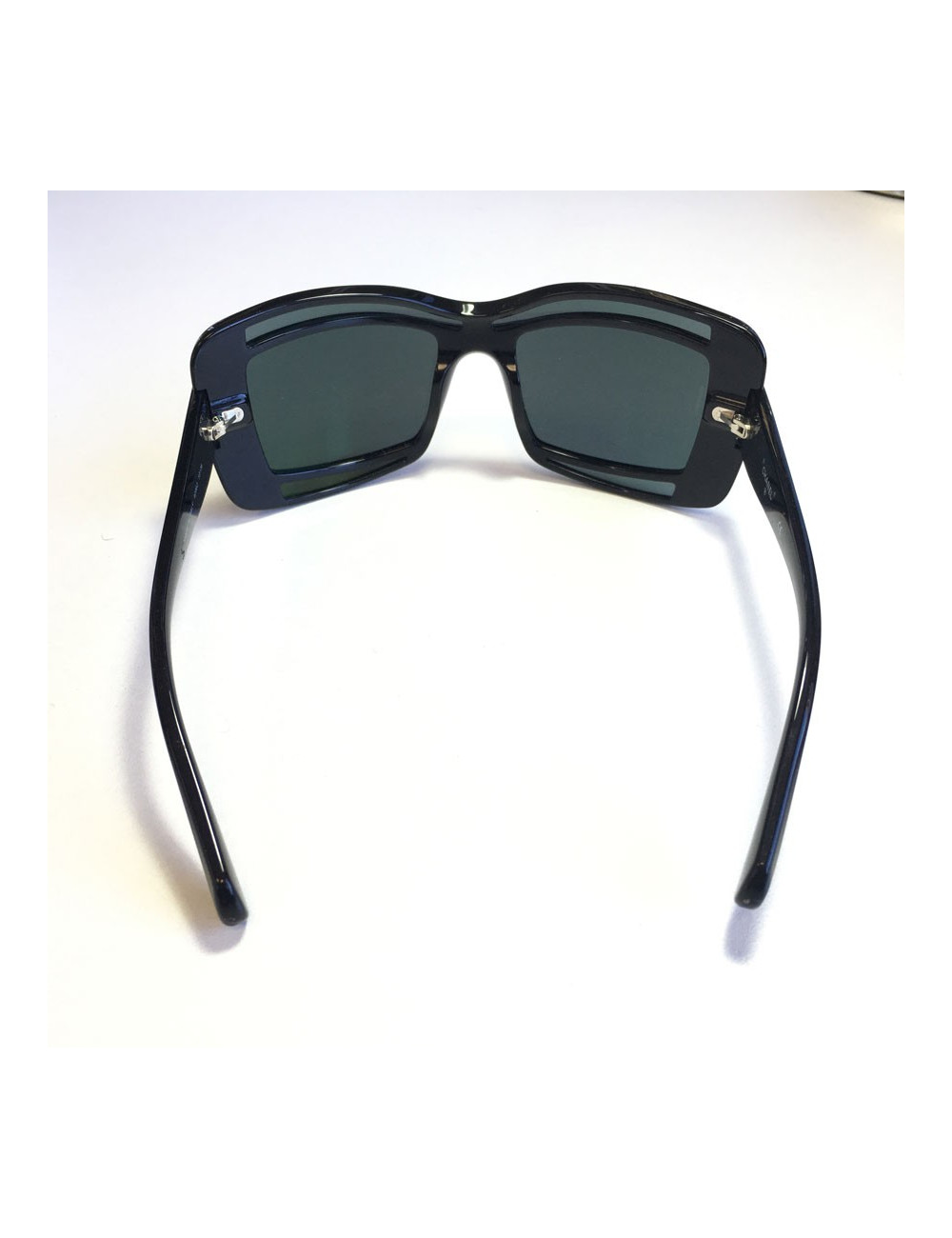 xxx Lunettes de soleil CHANEL en plastique noir