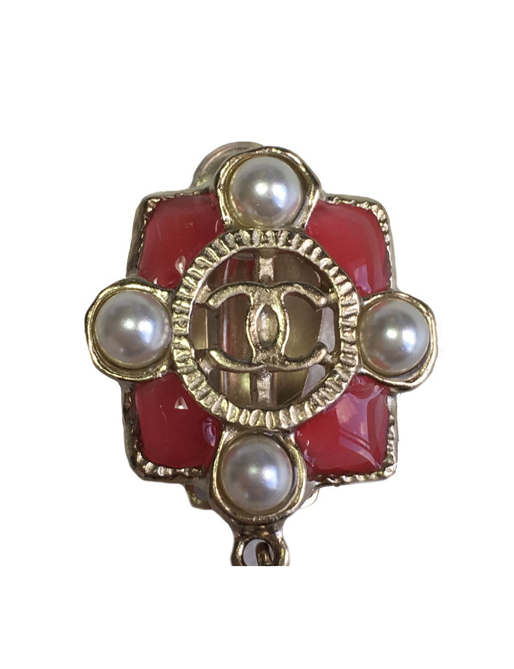 Boucles d'oreille clips CHANEL perle nacrée et résine rose