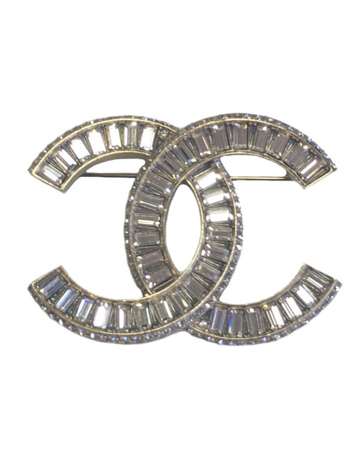 Broche CHANEL CC en cristal taille émeraude et métal doré
