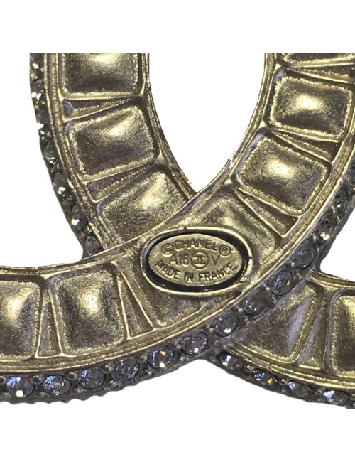 PIN CHANEL CC Crystal Emerald and gold metal