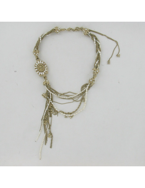 Collier perles et CC CHANEL