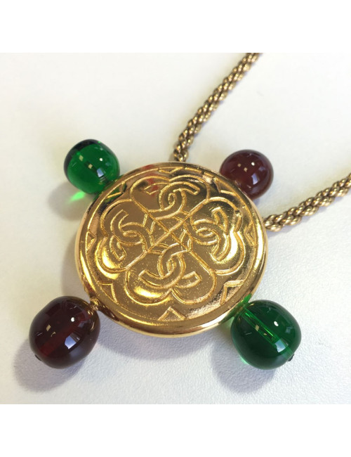 Sautoir CHANEL Vintage 80 ' en métal doré et résine verte et bordeaux