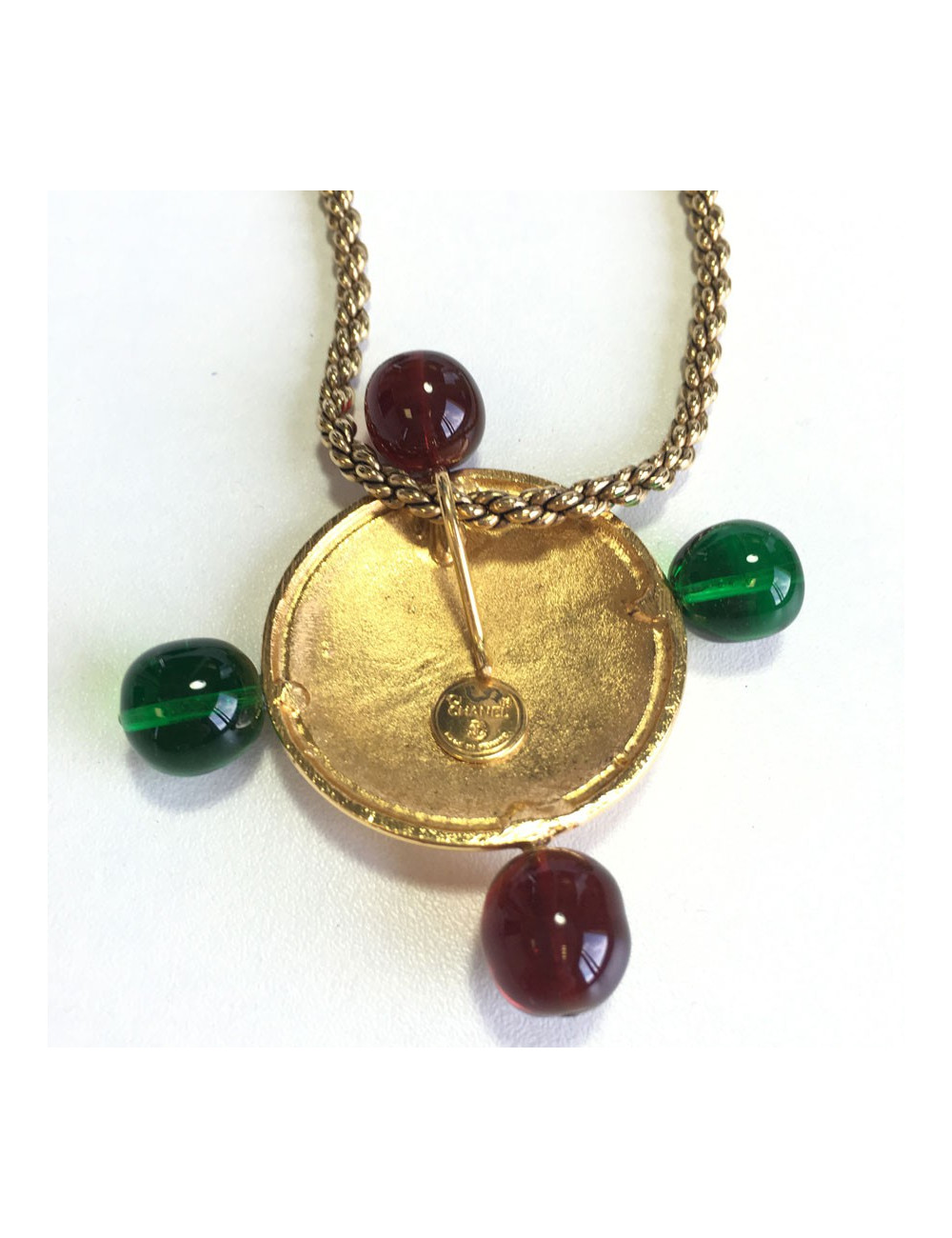 Necklace CHANEL Vintage 80 ' in gold metal and green and Burgundy resin