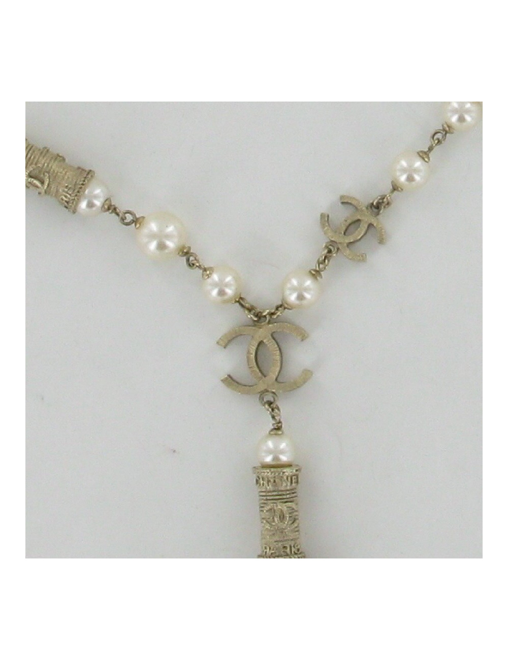 Collier pompon CHANEL