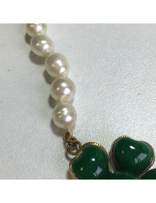 Collier MARGUERITE DE VALOIS fleurette et perles nacrées