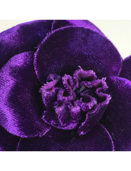 Purple silk velvet CHANEL Camellia brooch