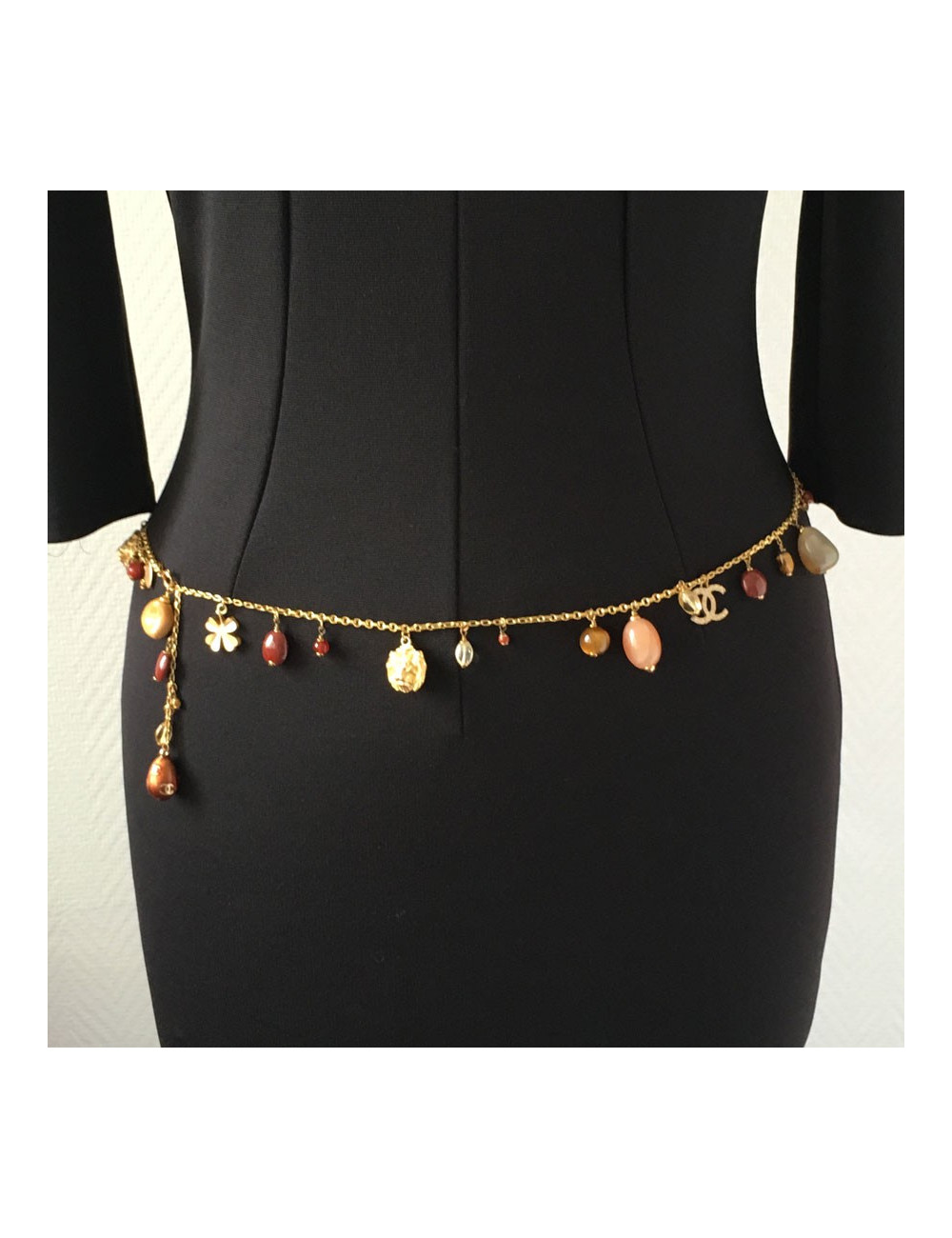 CHANEL couture chain necklace in gilded metal with charms 