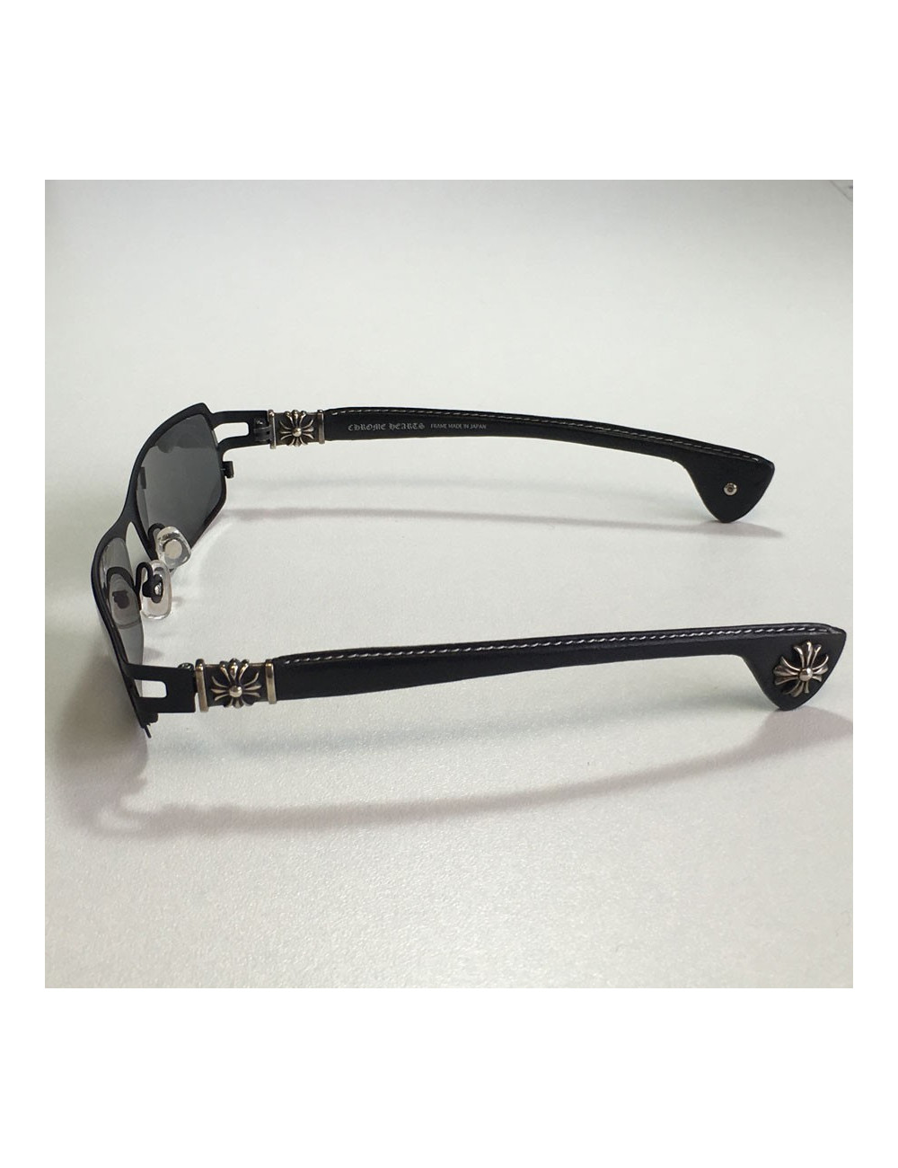 Lunettes de soleil CHROME HEARTS 