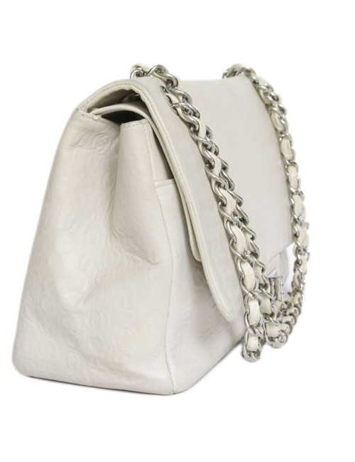 CHANEL 2.55 double flap bag in cream leather