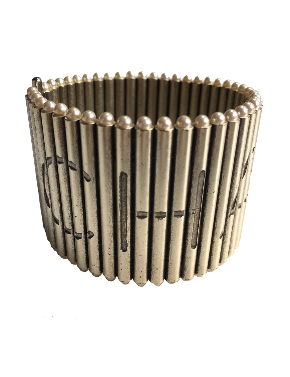 CHANEL cuff articulated in silver and pearls