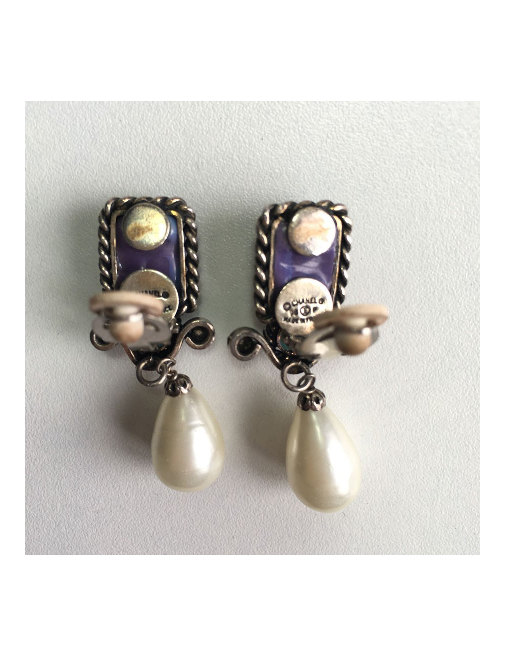 Metal ruthenium and glass paste Clips CHANEL Couture earrings