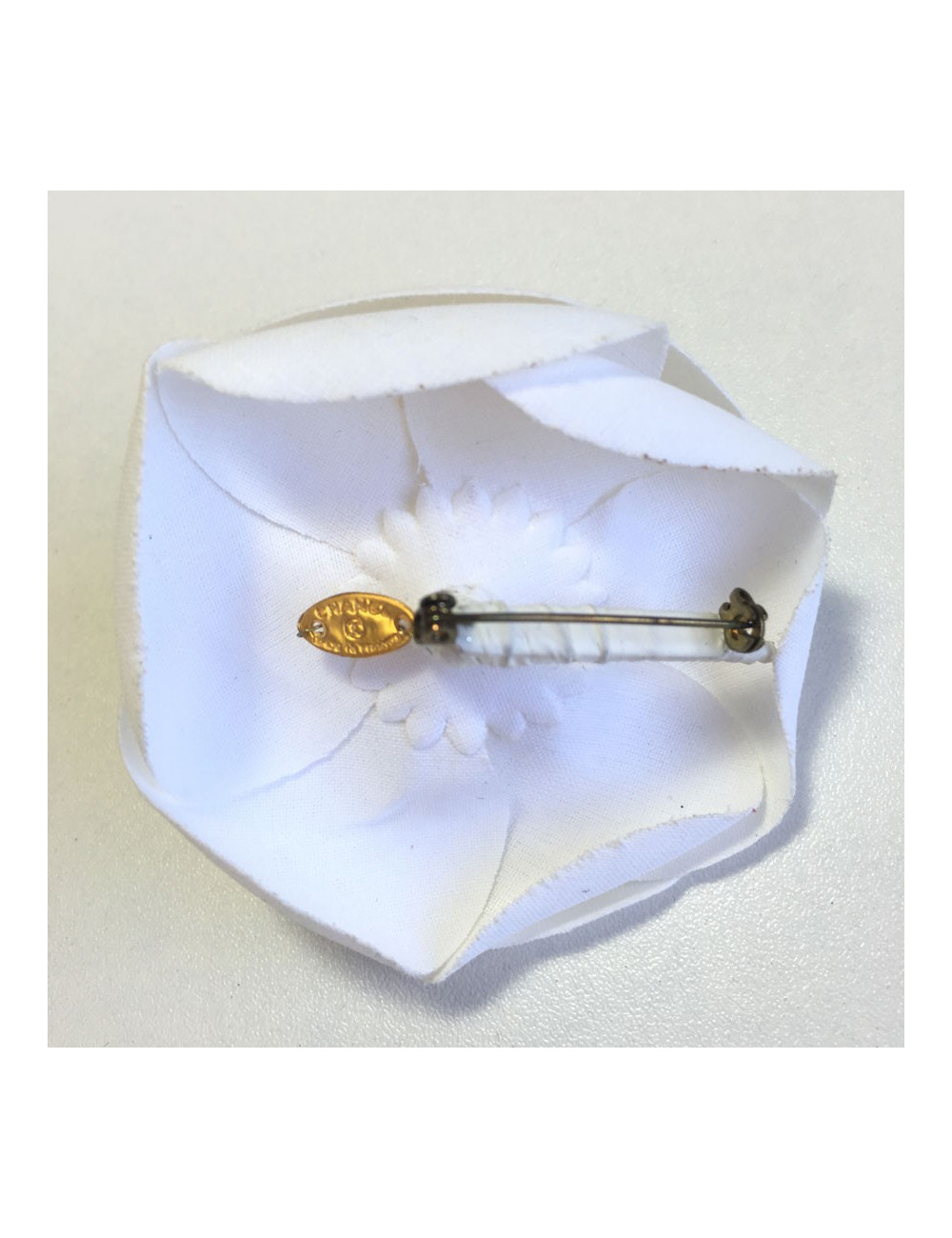Broche CHANEL Blanche
