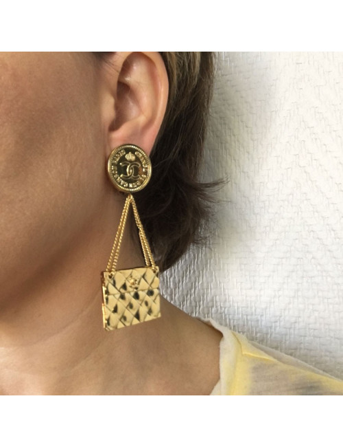 Clips CHANEL couture and collector gold earrings