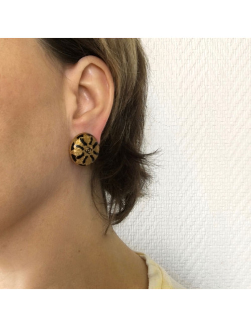 Boucles d'oreille  Clips CHANEL  noir et or vintage