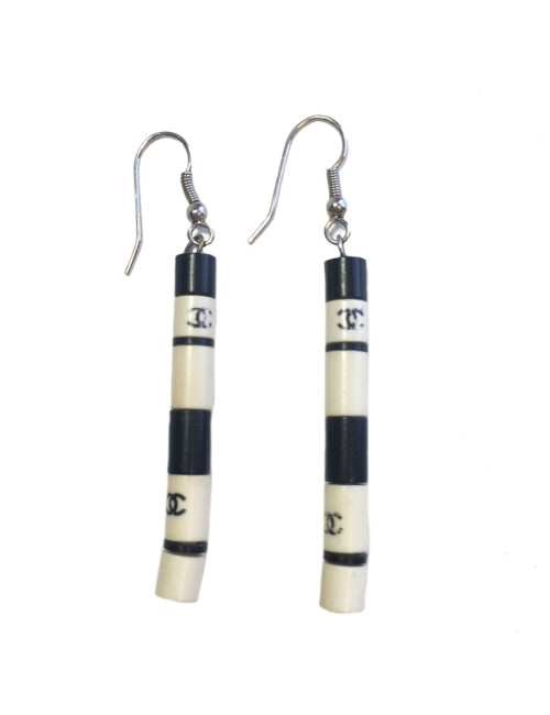 Boucles d'oreille clous CHANEL