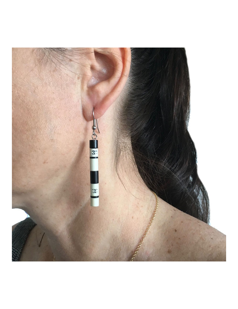 Boucles d'oreille clous CHANEL