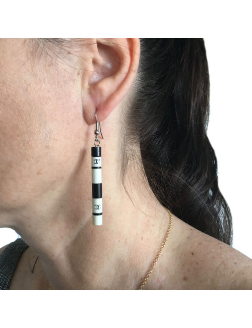 Boucles d'oreille clous CHANEL