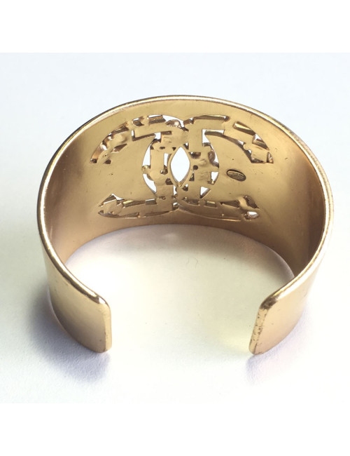 CHANEL cuff in gold metal and multicolor rhinestones
