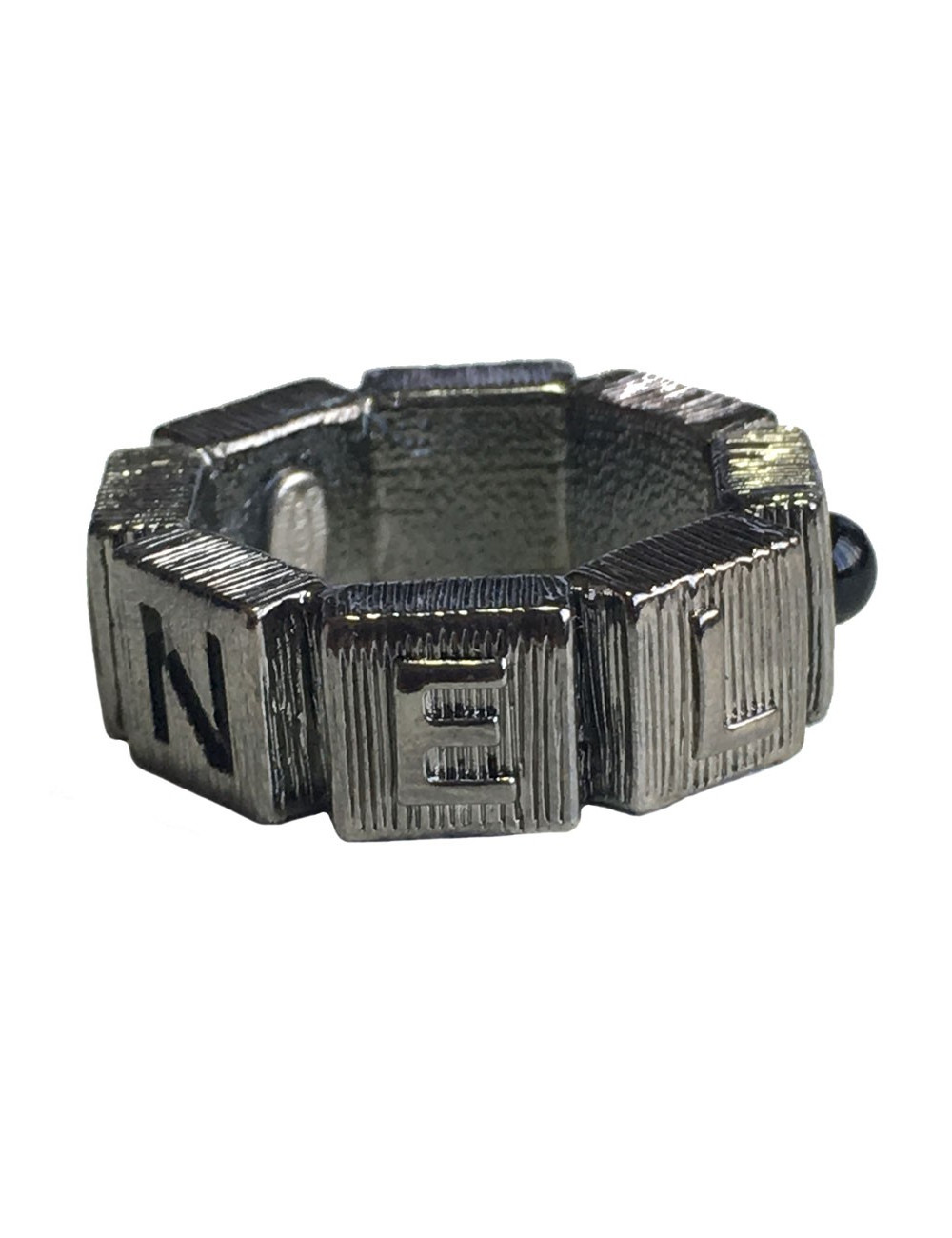 Bague CHANEL en métal argenté et perle noire T53