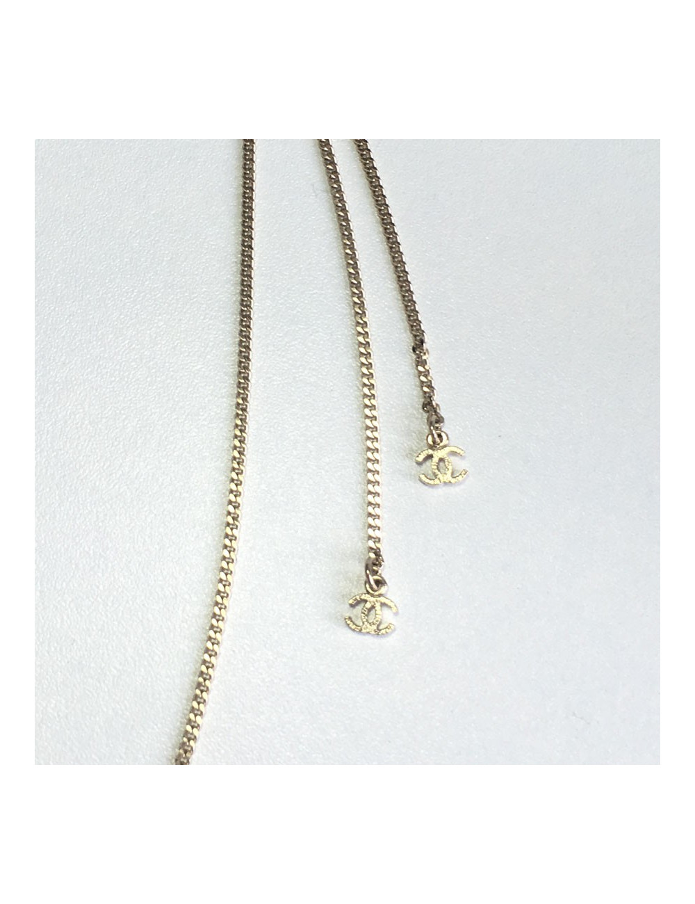 Golden "5" CHANEL metal necklace