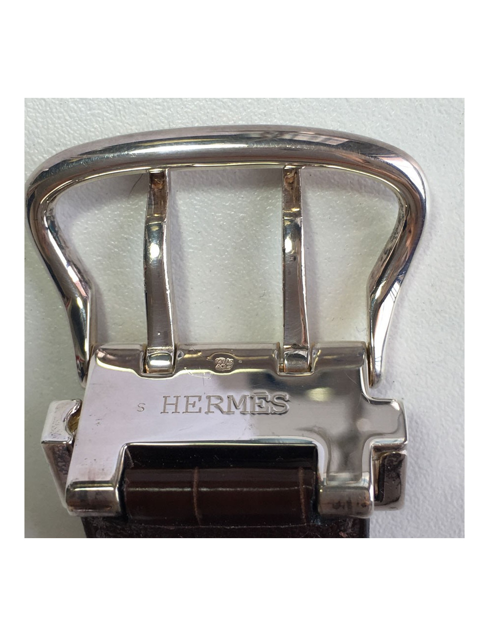 Bracelet HERMES boucle sellier TGM en argent et crocodile marron
