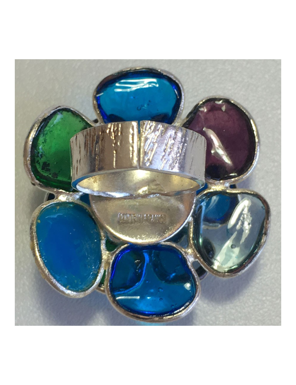 Bague camélia MARGUERITE de VALOIS en pâte de verre et métal argenté T53