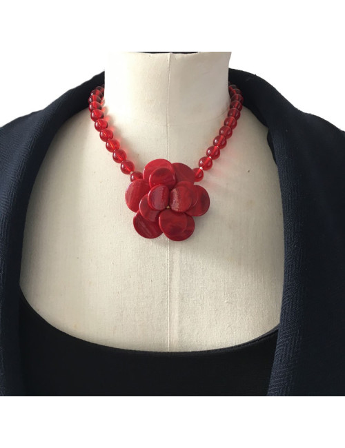 Collier MARGUERITE de VALOIS camélia en pâte de verre rouge