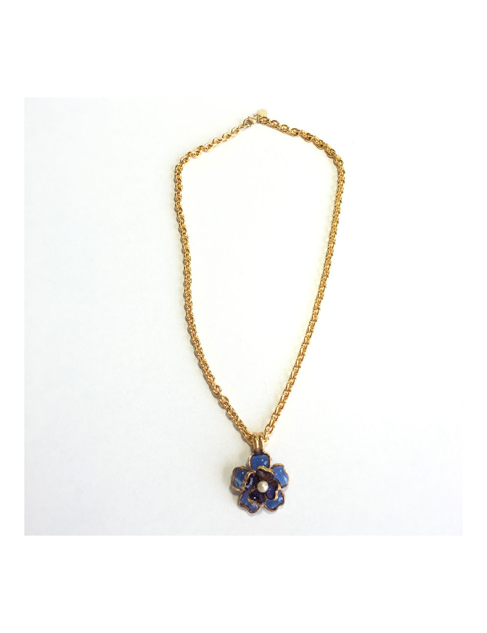 Collier MARGUERITE de VALOIS Fleurette en pâte de verre couleur saphir