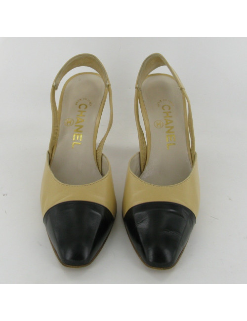 Escarpins bicolores CHANEL