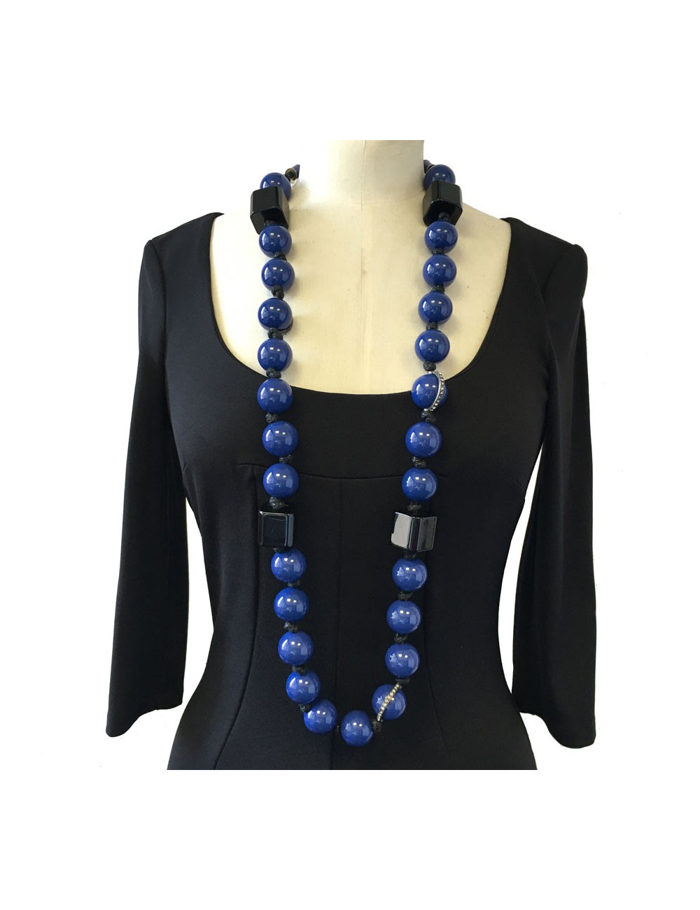 LANVIN blue beaded necklace