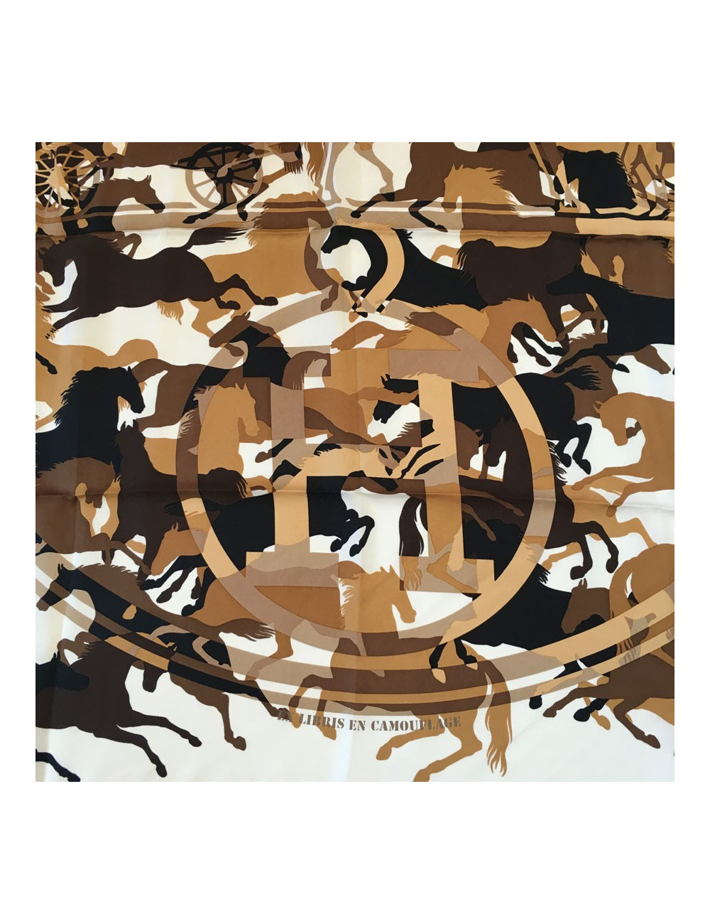Hermès "Ex Libris in Camouflage" in white and Brown silk