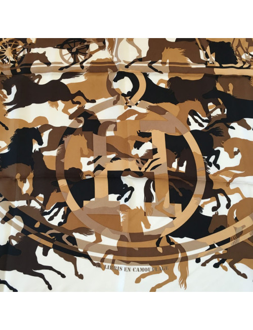 Hermès "Ex Libris in Camouflage" in white and Brown silk
