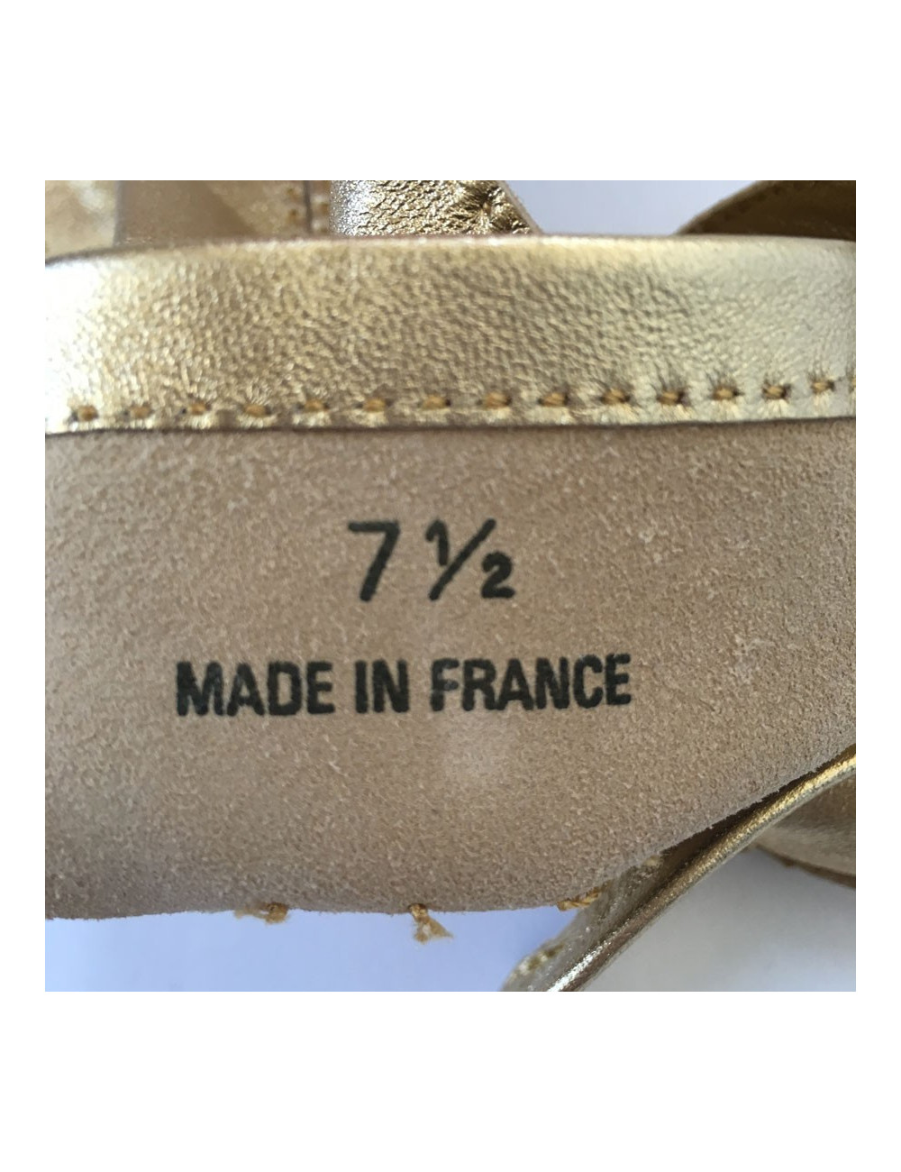 xxx Gants CHANEL cuir d'agneau dorés t 7.5