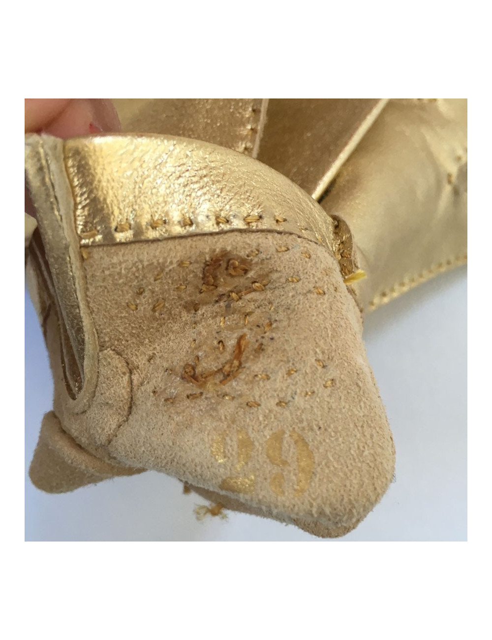 xxx Gants CHANEL cuir d'agneau dorés t 7.5