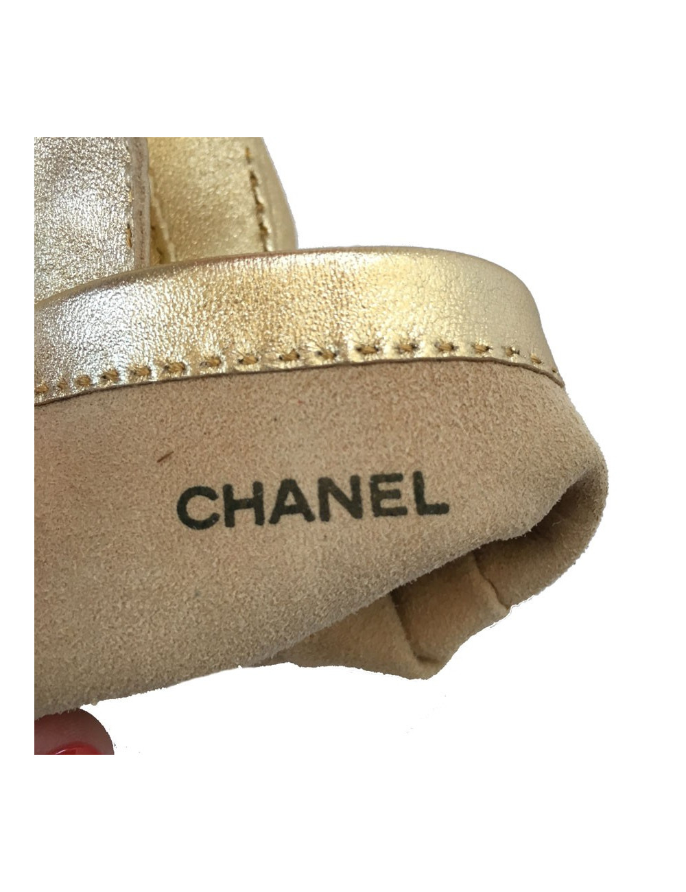 xxx Gants CHANEL cuir d'agneau dorés t 7.5