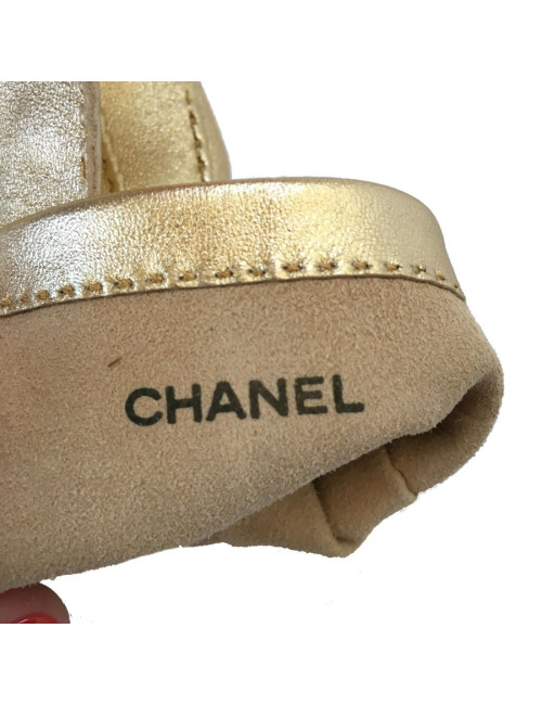 xxx Gants CHANEL cuir d'agneau dorés t 7.5