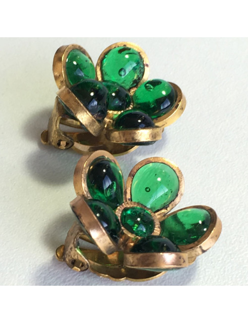 Boucles d'oreille clips MARGUERITE de VALOIS fleurette en pâte de verre couleur émeraude