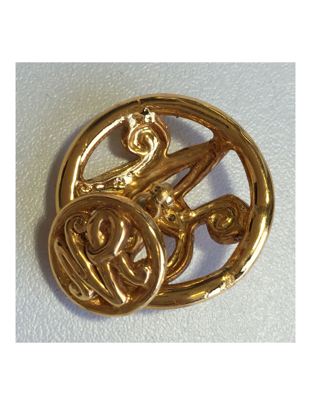 NINA RICCI cufflinks gold metal