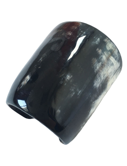Manchette CELINE en corne noire 